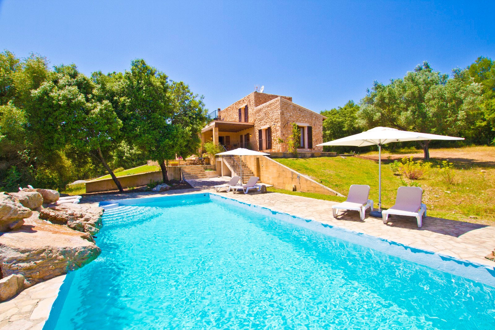 28b8f12309e9ac4afaade20e5d04ffc2