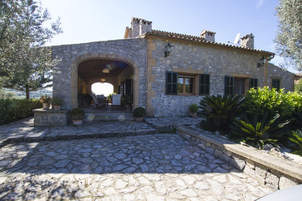 84c42b9986b8cecdea81ed6abb66c108