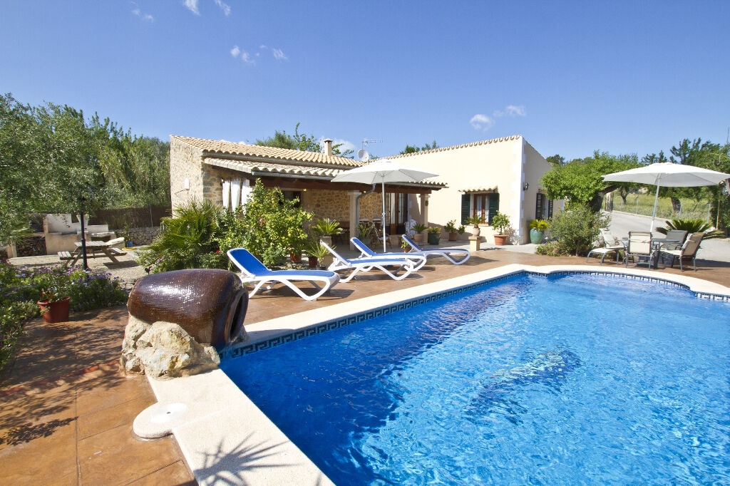 92c3523de61d06eebdc515f2babb64b9