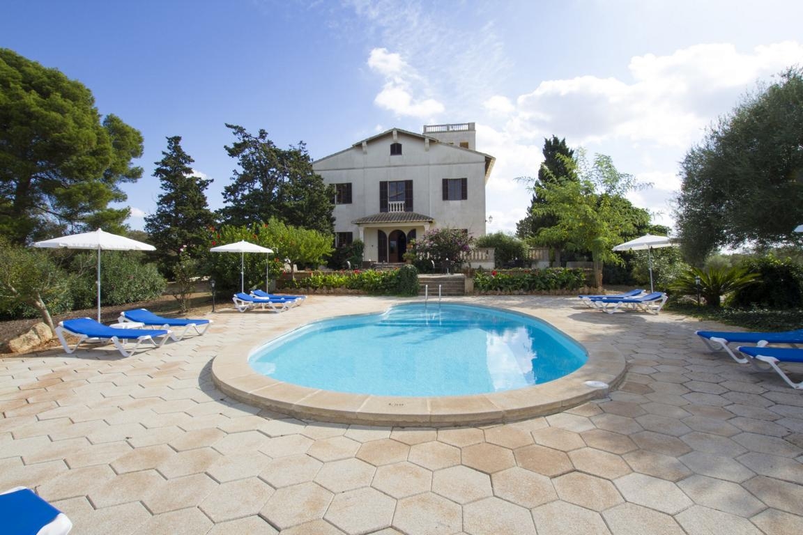 9911ecbea07a30e7c89fdadbe8a058e8