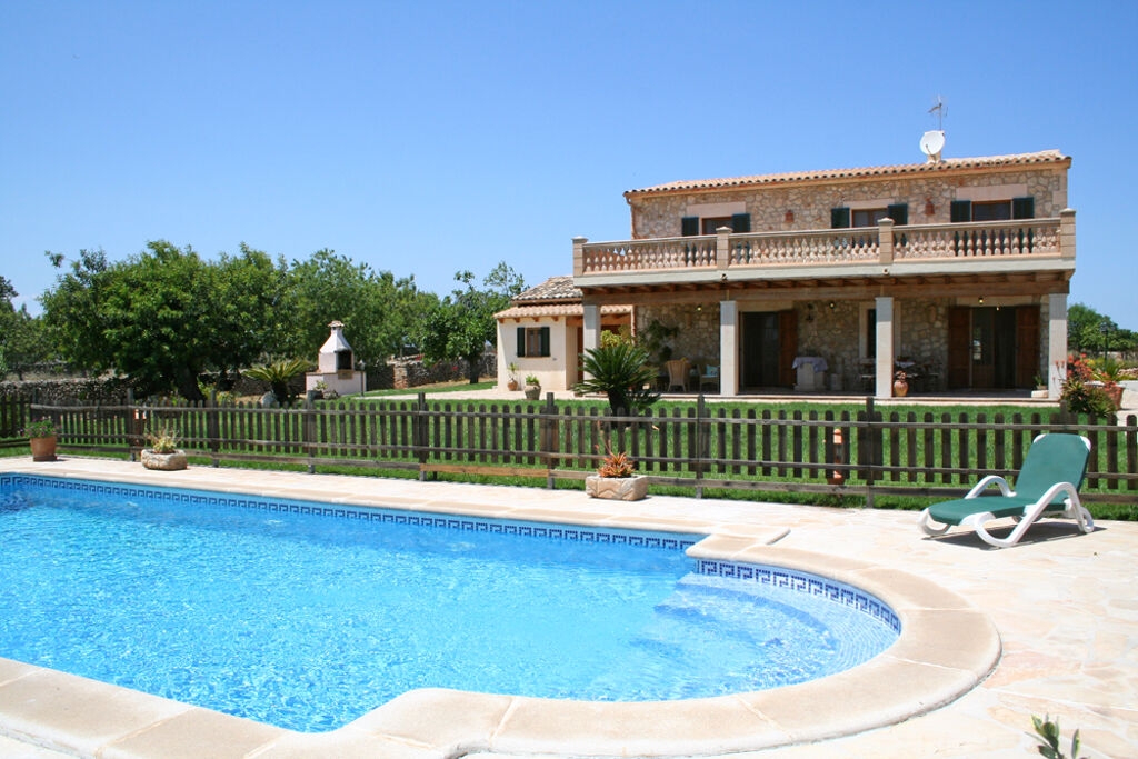 bd9435f235cb4005045f2e6c43e9346a