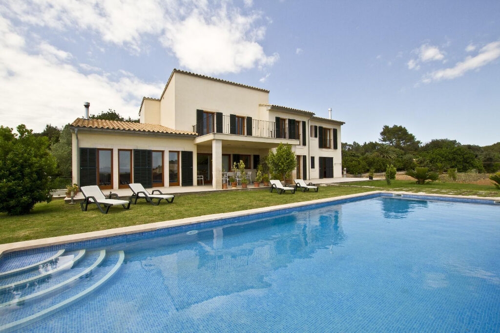 c07bdbd398dd4ac563358e095fc5d2e0