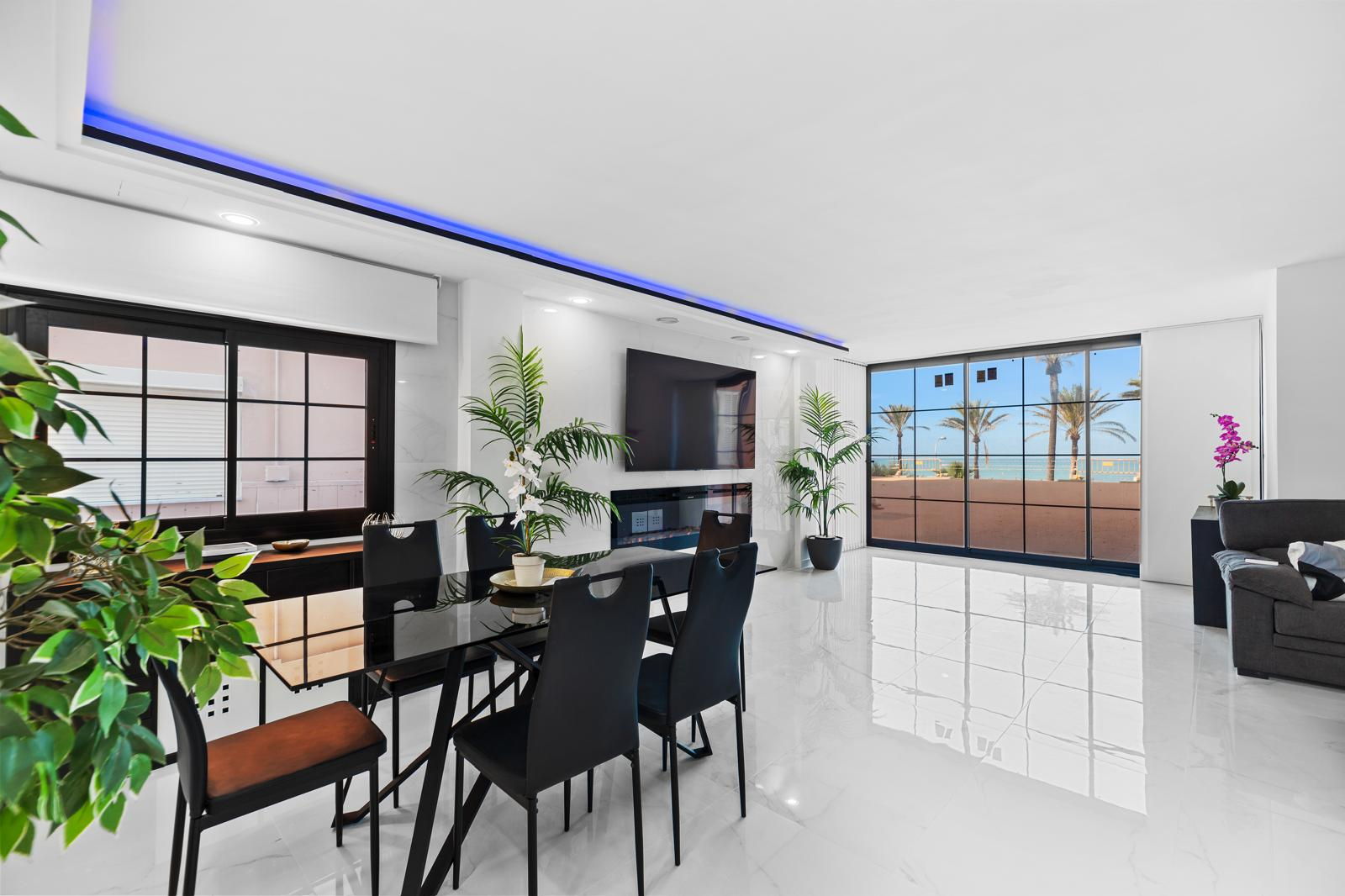 0561feaa86a9d43b7dc634e81b54e049